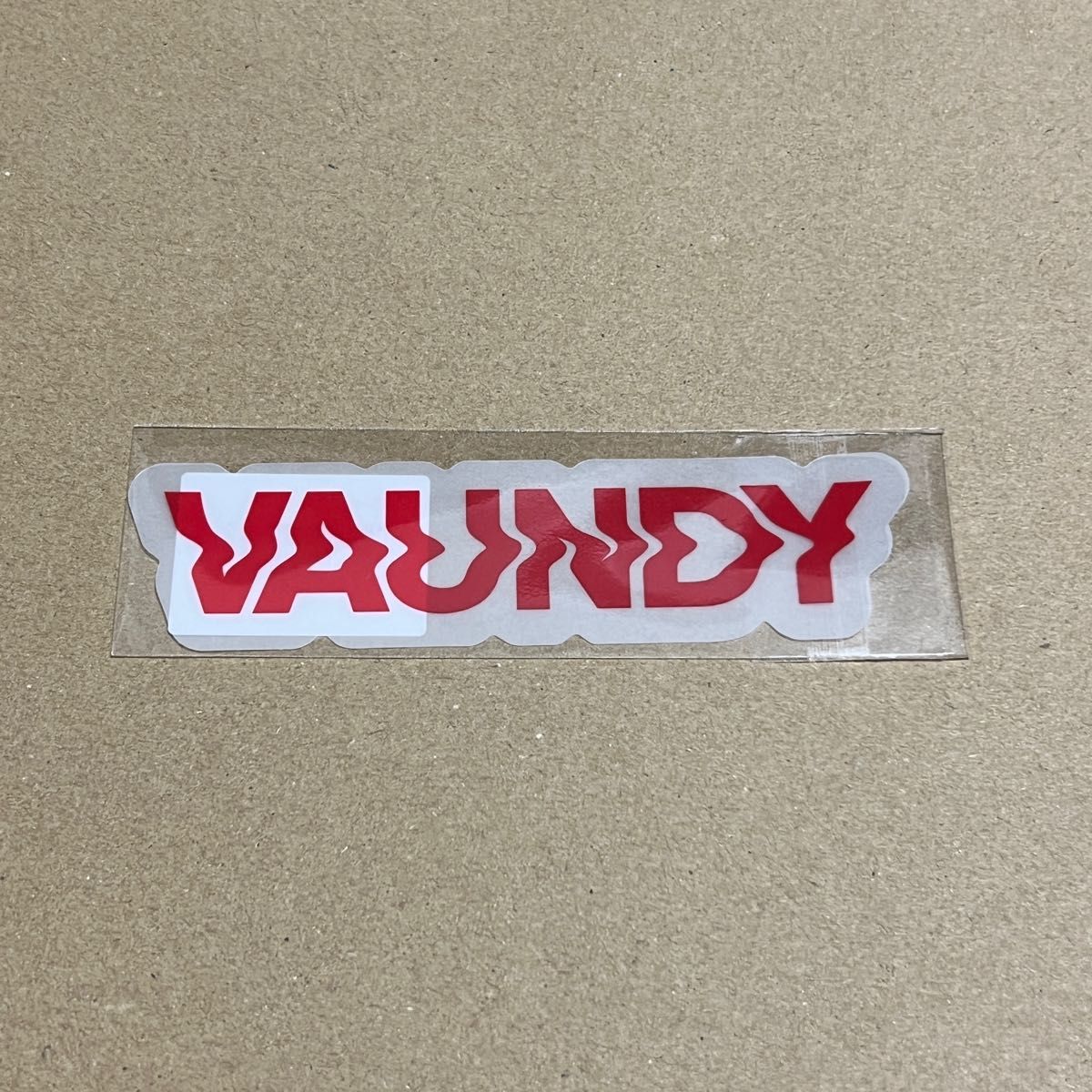 vaundy ステッカー2種&ストラップ セット YAZAWA|Yahoo!フリマ vaundy ステッカー2種&ストラップ セット YAZAWA|Yahoo!フリマ