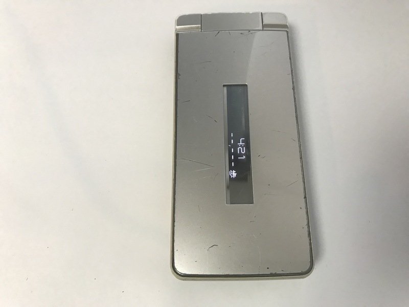 GD101 docomo SH-02L ゴールド 判定〇 ジャンク_画像3