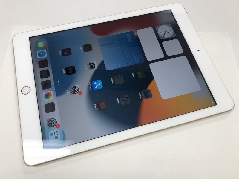 再CL840 SIMフリー iPad 第5世代 Wi-Fi+Cellular 32GB ゴールド
