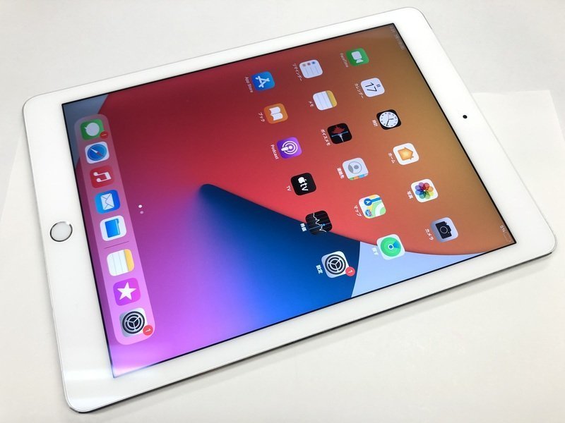 お1人様1点限り】 再CL728 au iPad Air 第2世代 Wi-Fi+Cellular 16GB