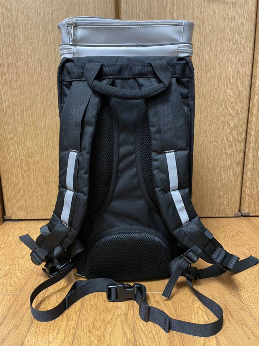新品》Red Bullレッドブル 非売品【缶型バックパック(ジンジャー