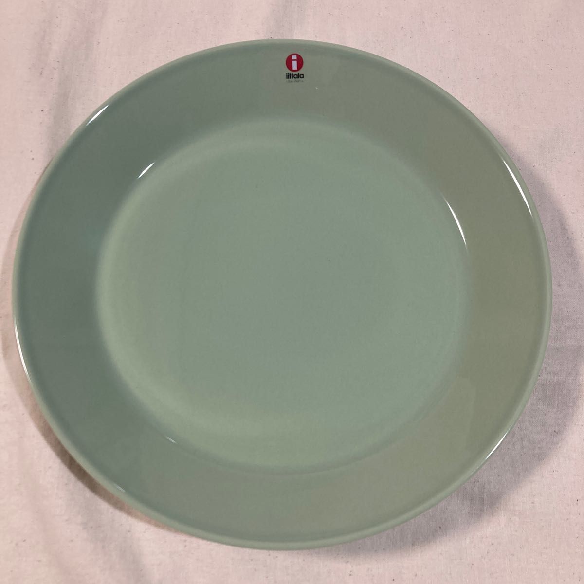 新品 イッタラ ティーマ teema セラドングリーン プレート 新品 イッタラ ティーマ teema セラドングリーン プレート