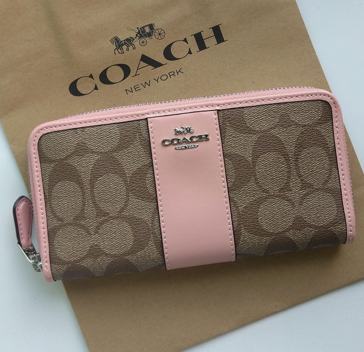 【新品】COACH コーチ 長財布 シグネチャー 　カーキ　ピンク