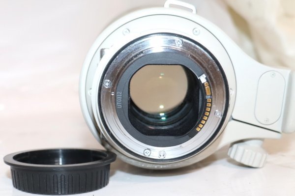 [No.05-04] camera Canon. lens [Canon LENS EF 300mm 1:2.8 L IS USM IMAGE STABILIZER ULTRASONIC]
