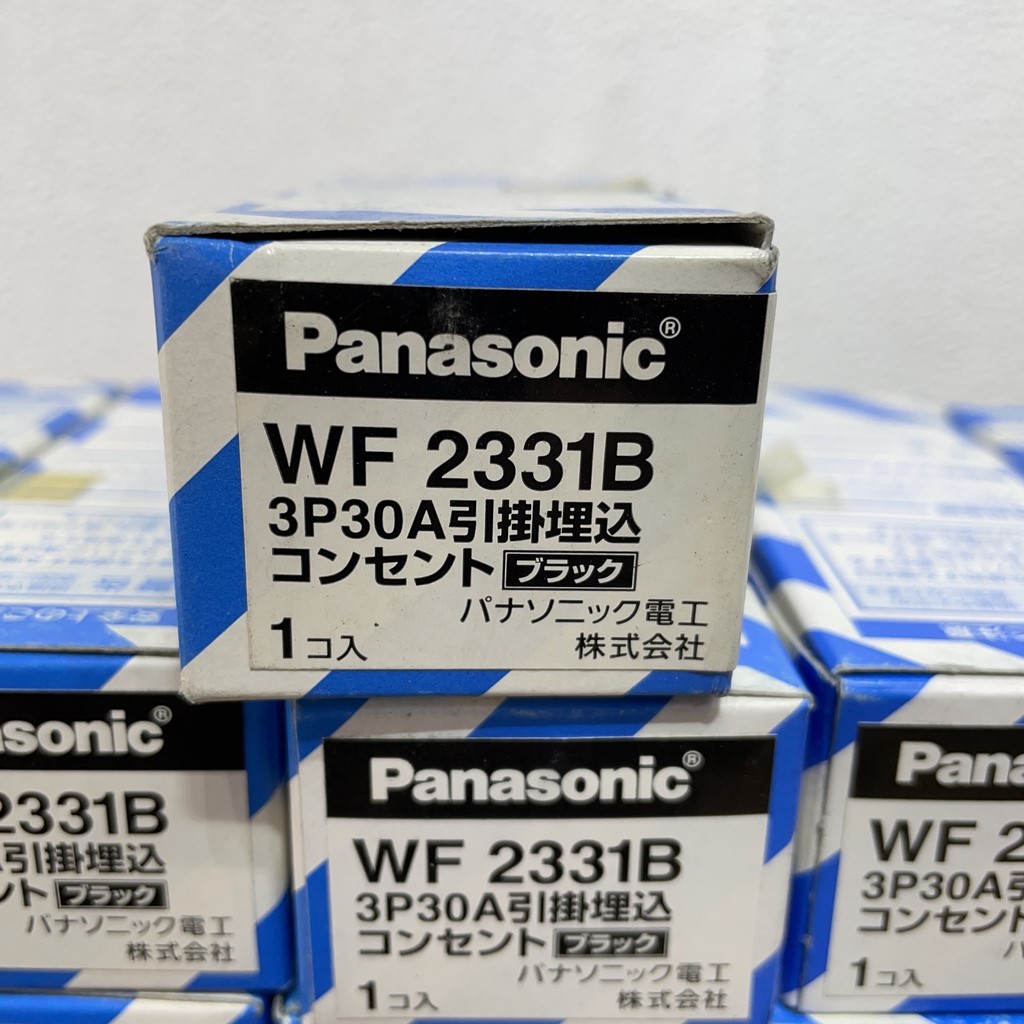 未使用品　Panasonic/パナソニック　WF2331B　引埋込　コンセント　22個　まとめセット　大量　電気　設備　業者X313_画像2