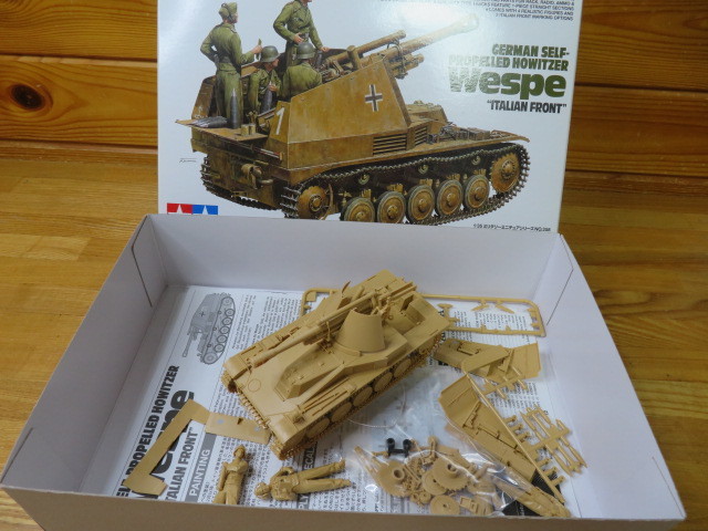 タミヤ 35358 1/35 ドイツ自走榴弾砲 ヴェスペイタリア戦線 未塗装半