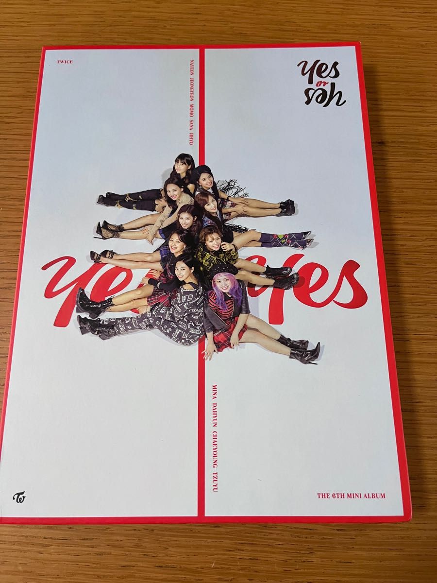 TWICE CD付きファンブック　カード付き　開封品　　Yes orYes. FeelSpecial. FANCY