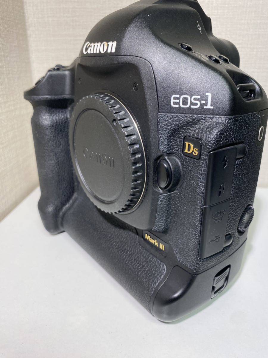 ☆極上品☆Canon キヤノン EOS 1Ds Mark III マーク 3 ボディ ☆極上品☆Canon キヤノン EOS 1Ds Mark III マーク 3 ボディ