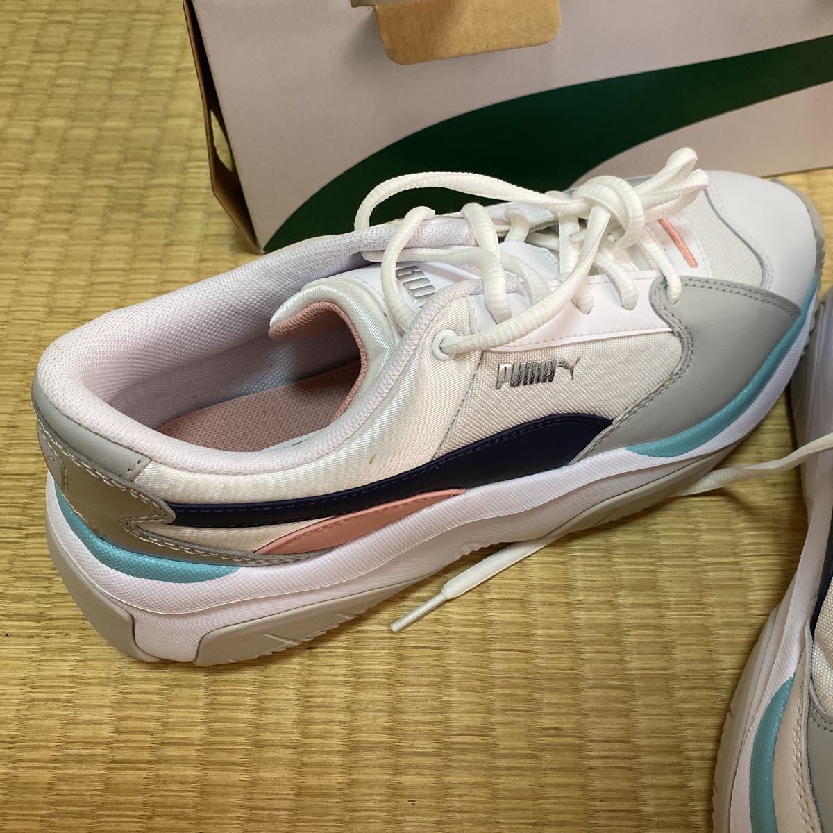 PUMA プーマ スニーカー EUR38 レディース 女性用 UK5 US7.5 CM24 ブランド 明るめ 白 ピンク グリーン 黒 シルバー_画像4