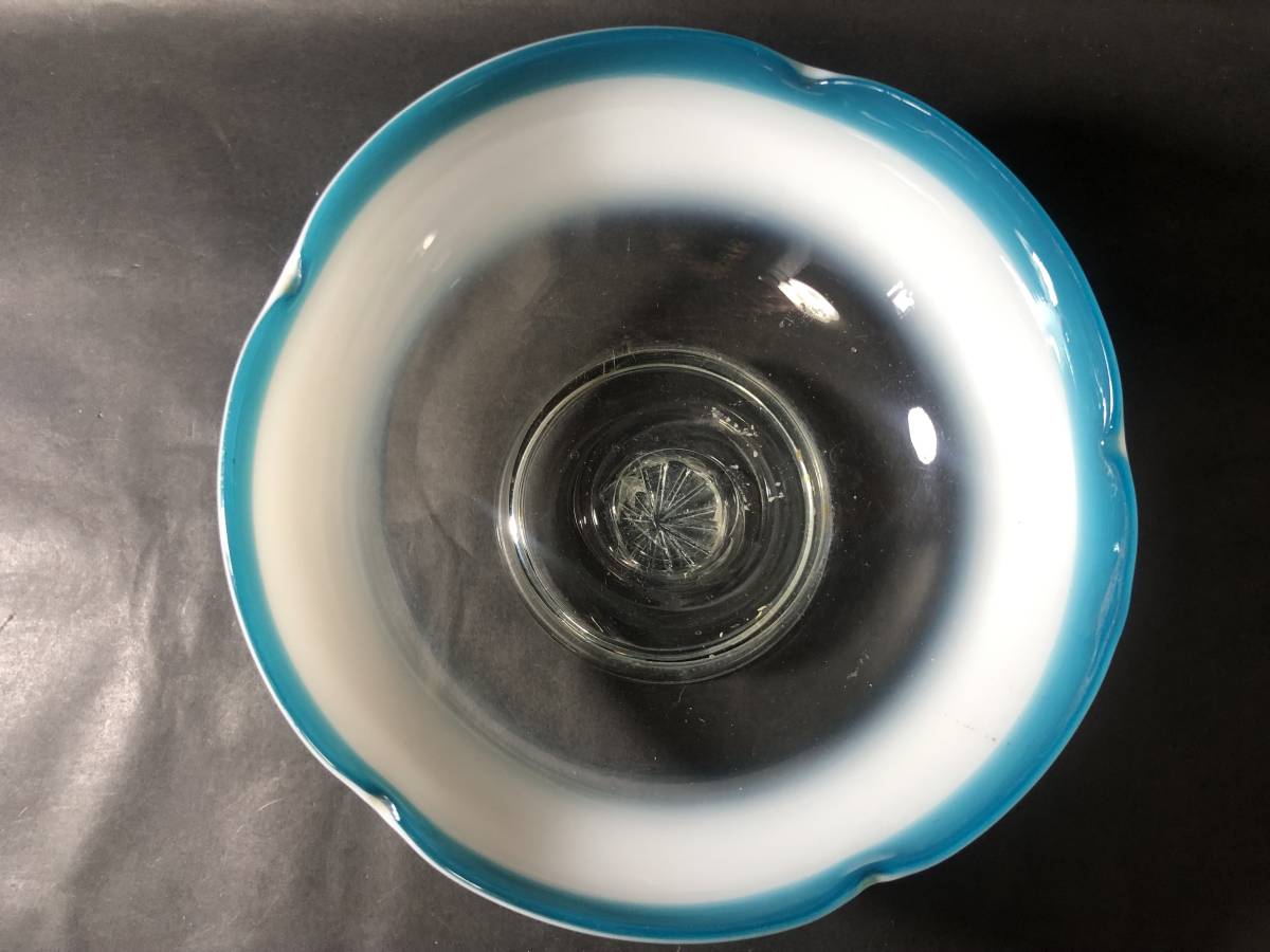 アンティーク　大正ガラス　吹きガラス　乳白にブルー　鉢　氷コップ　あめや瓶　アンティークガラス　_画像8