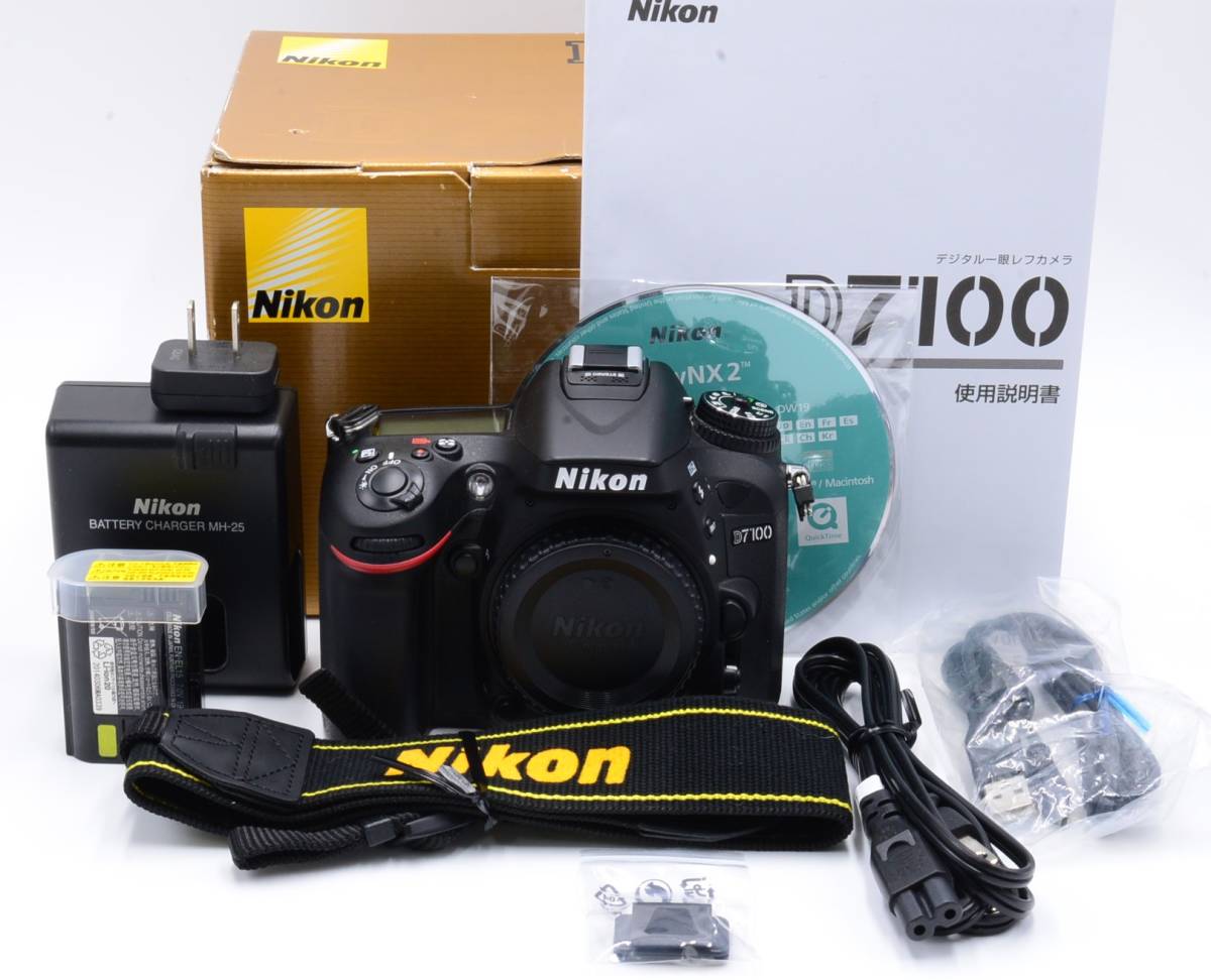 贈り物 シャッター回数『3318』ニコン Nikon デジタル一眼レフカメラ