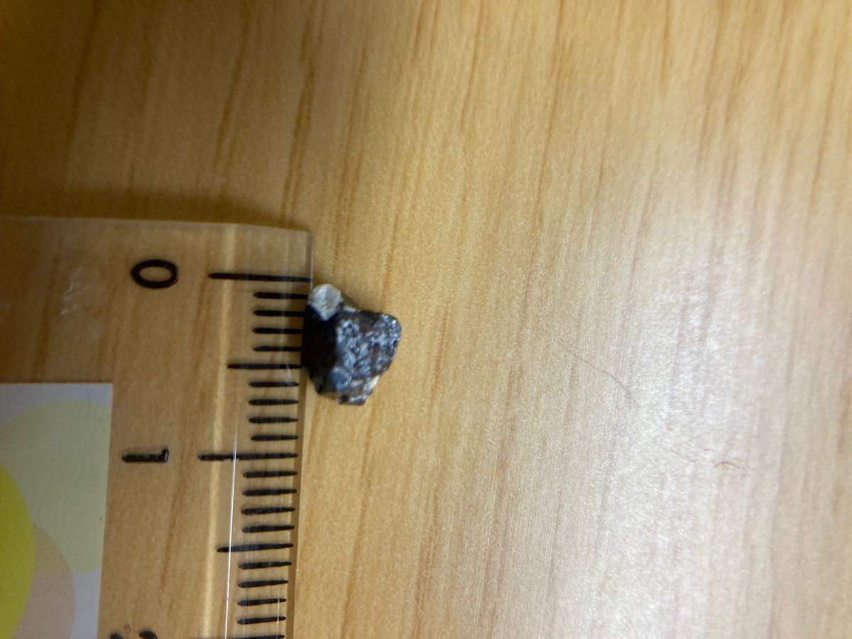 【04】ルチル　アメリカカリフォルニア産　結晶　鉱物標本　Rutile
