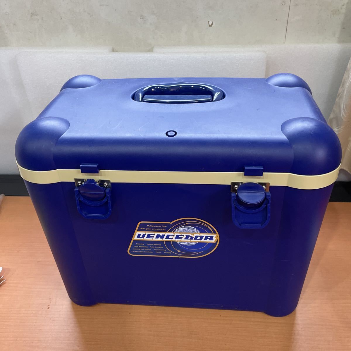 XL6537 VENCEDOR угловой n cooler-box 0519