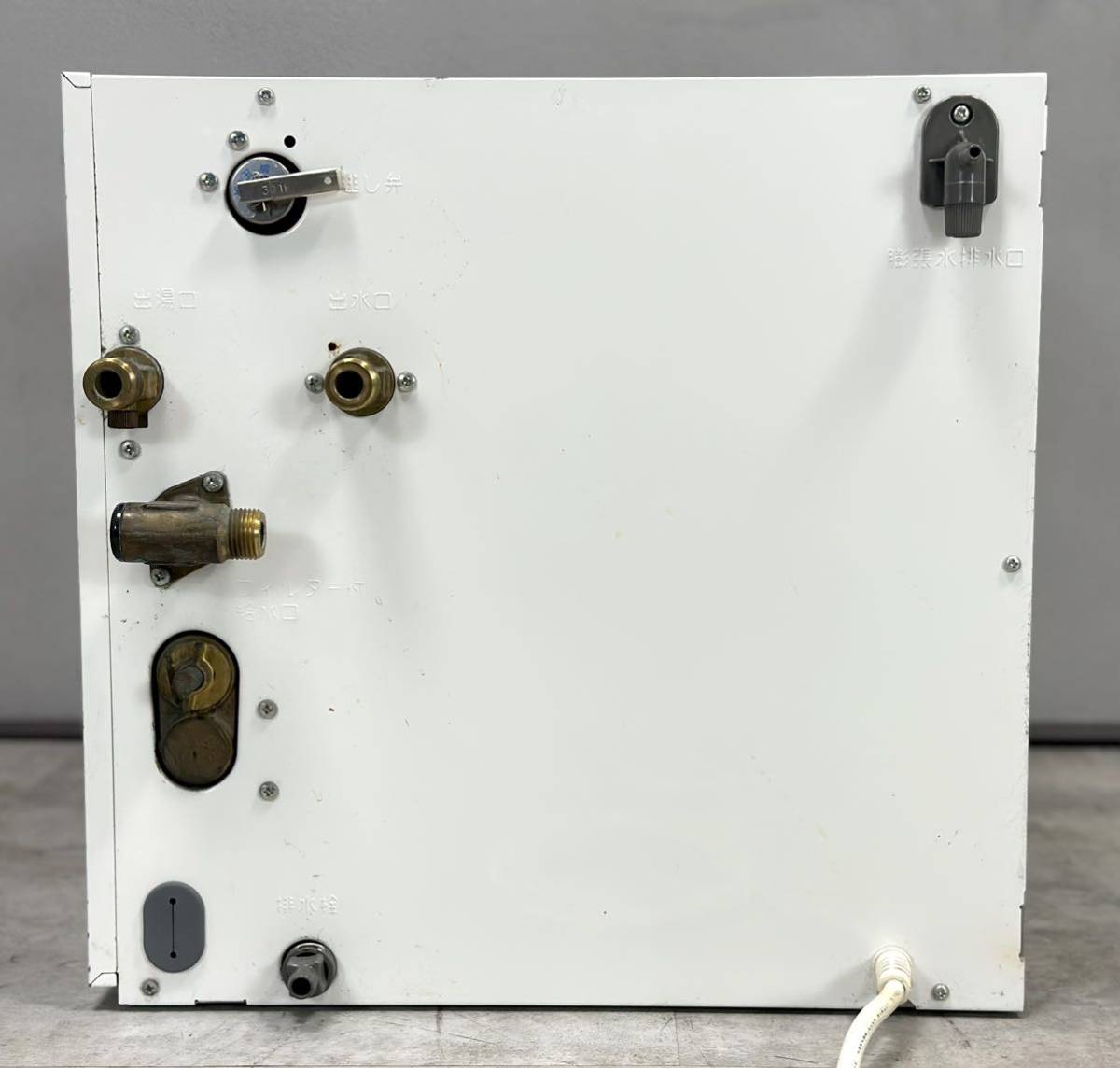 通電OK□TOTO REW25C2B1H 小型 電気温水器 単相200V 用 2kw 30 通電OK□TOTO REW25C2B1H 小型 電気温水器 単相200V 用 2kw 30