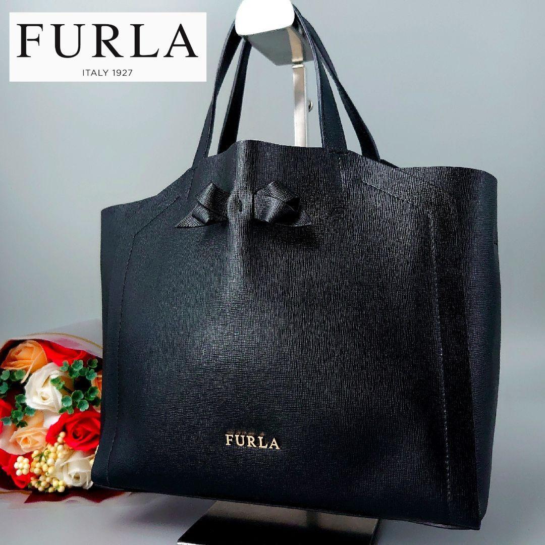 FURLA フルラ ユッカ リボン ハンドバッグ 黒 ブラック ロゴ ゴールド