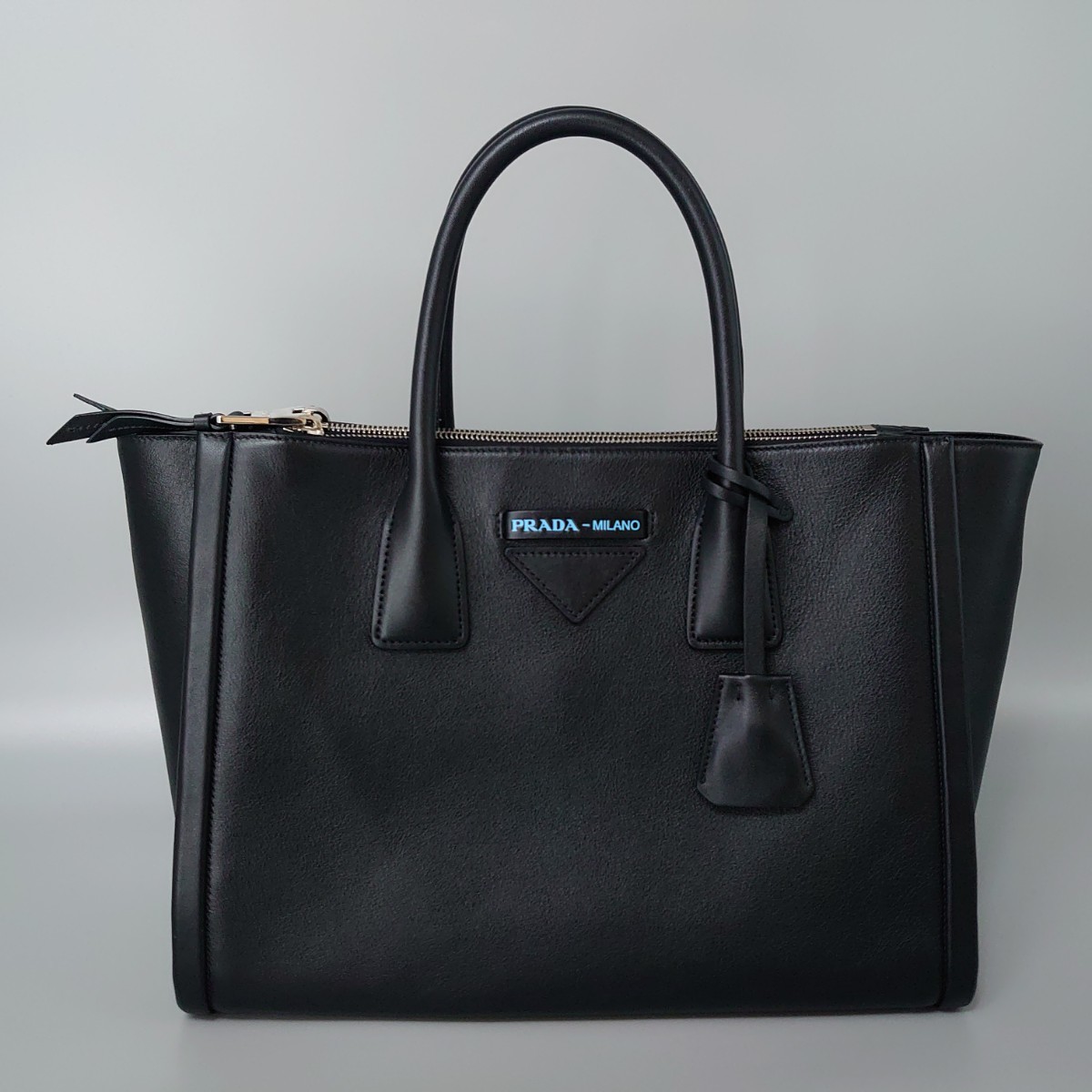 1円 極美品 PRADA プラダ トートバッグ 2way コンセプト オールレザー