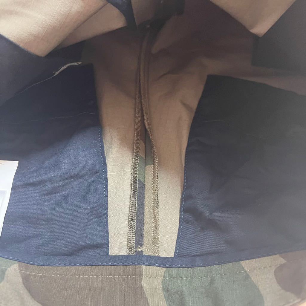 ◇美◇ 本物 国内正規品 MONCLER モンクレール BIGペイントロゴ 迷彩