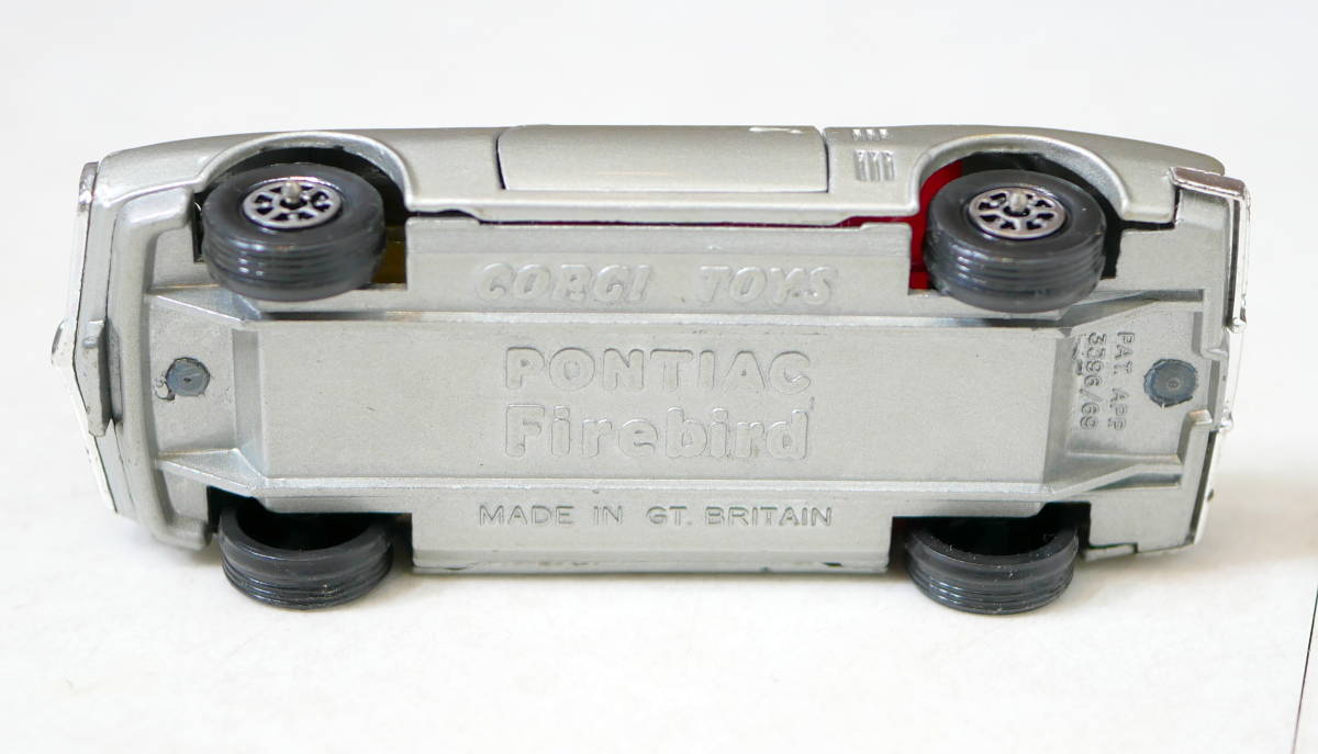 ▲(R505-B232)CORGI TOYS コーギー No.343 ポンティアック ファイヤーバード PONTIAC FIREBIRD WHIZZWHEELS ヴィンテージ ミニカー当時物_画像6