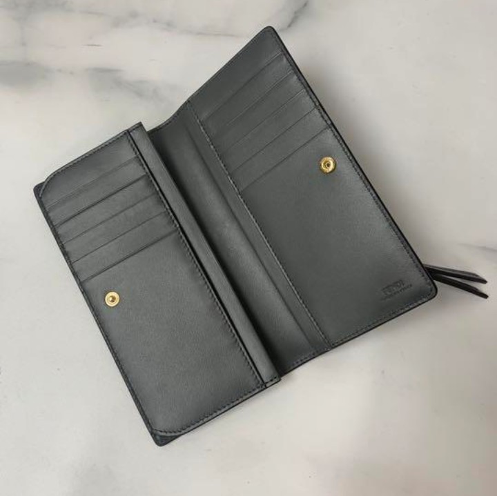 0493 FENDI フェンディ 新品 新作 パイソン レザー ダークグレー