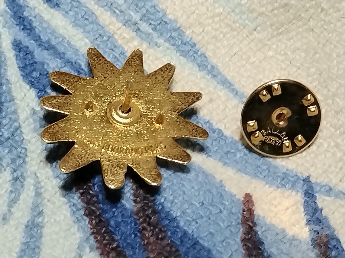 極美品 クリスチャンラクロワ ピンブローチ 太陽 CHRISTIAN 極美品 クリスチャンラクロワ ピンブローチ 太陽 CHRISTIAN