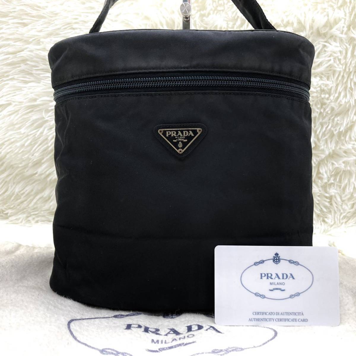 PRADA プラダ ハンドバッグ バニティ 化粧ポーチ 三角プレート PRADA プラダ ハンドバッグ バニティ 化粧ポーチ 三角プレート