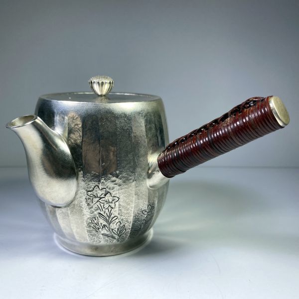 純銀製 菊文彫 横手急須 菊摘 煎茶道具 長さ約13cm | paradaabogados.com