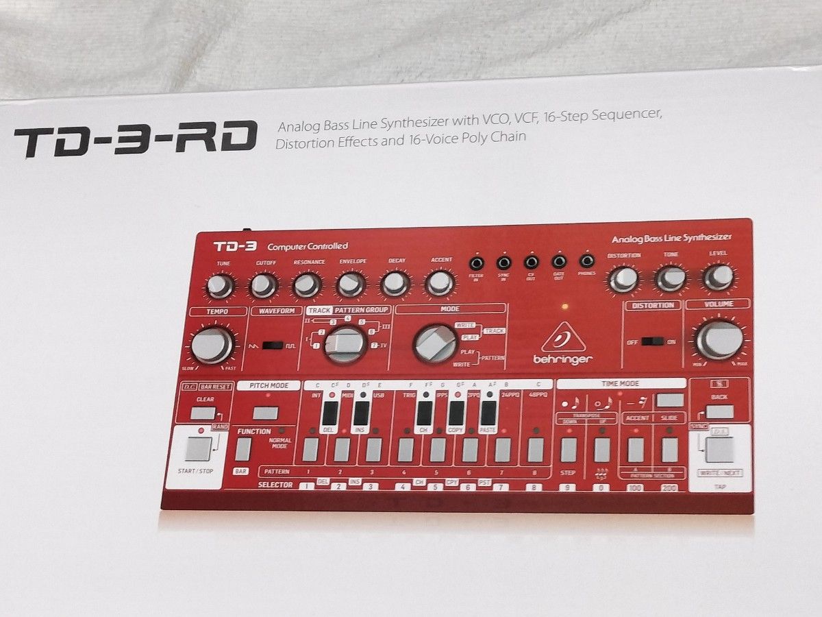 【未使用】Behringer TD-3-RD アナログシンセ