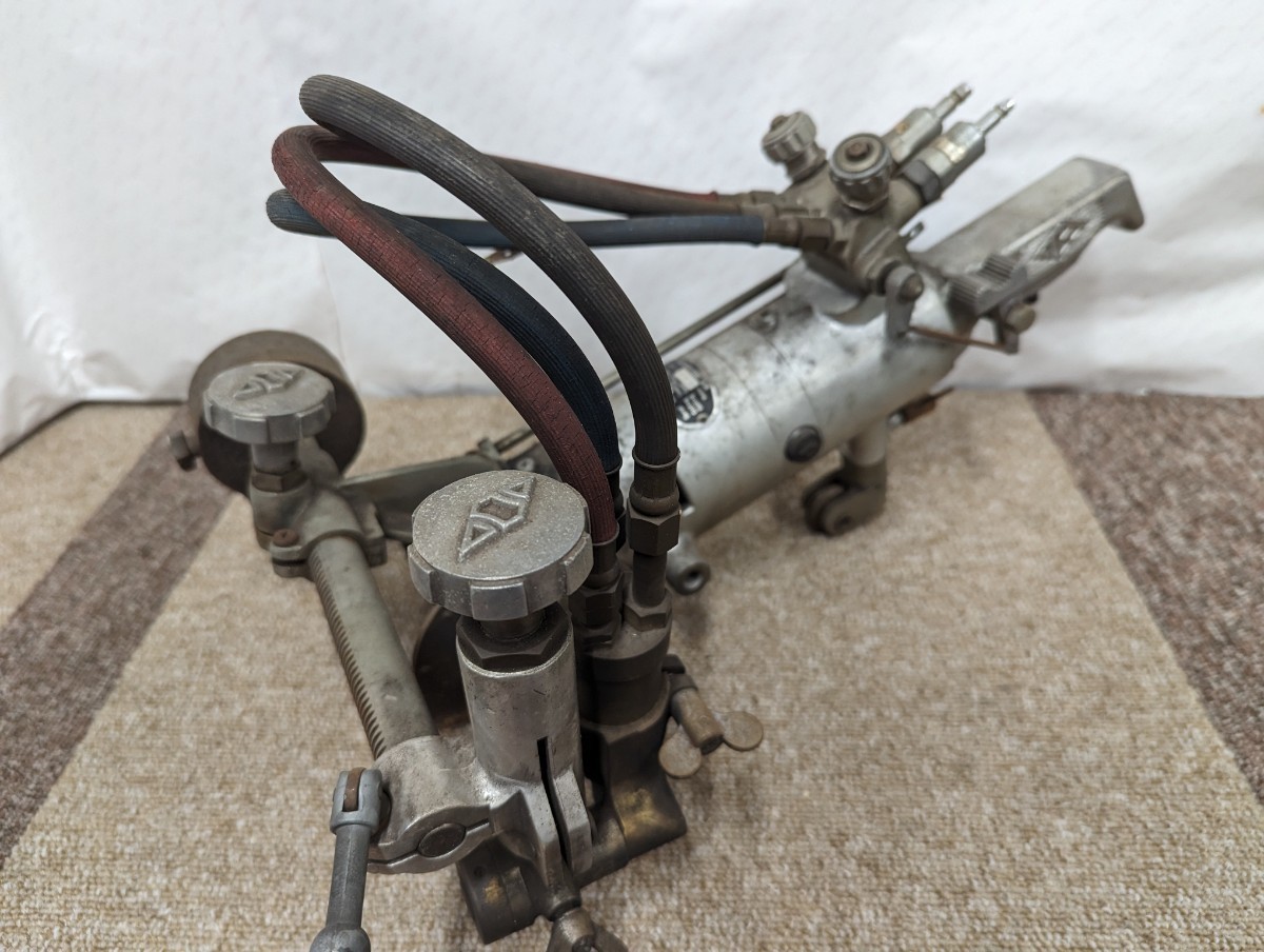ゆ6086 【 KOIKE / 小池酸素工業 半自動切断機 ウィーゼルV ガス ゆ6086 【 KOIKE / 小池酸素工業 半自動切断機 ウィーゼルV ガス