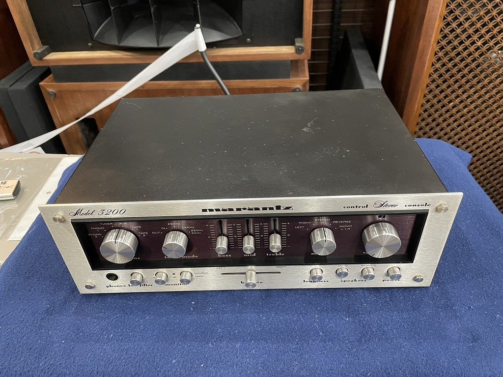 マランツ marantz 【動作品】コントロールアンプ Model3200