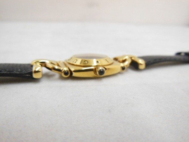 当社の グッチ GUCCI 6300L ブラック ホースビットウォッチ 女性用