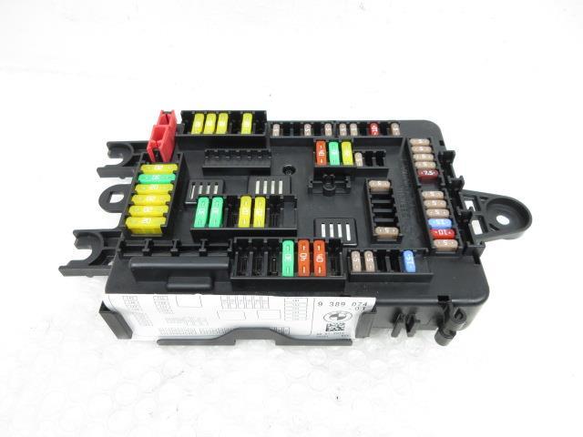 27 year BMW 118i M sport 1R15 F20 (13) fuse box luggage room centre V8938907001 183753 4493