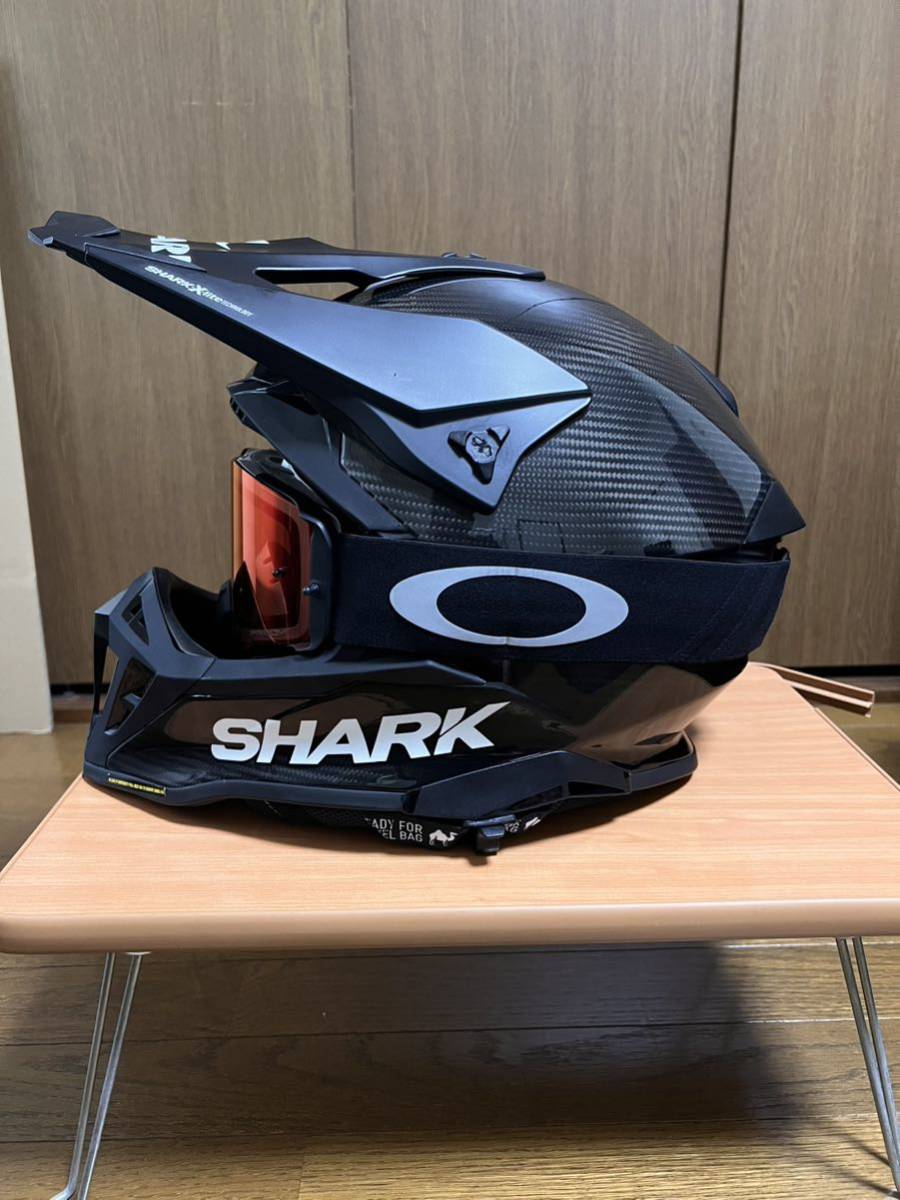 SHARK　サイズL ゴーグル無し