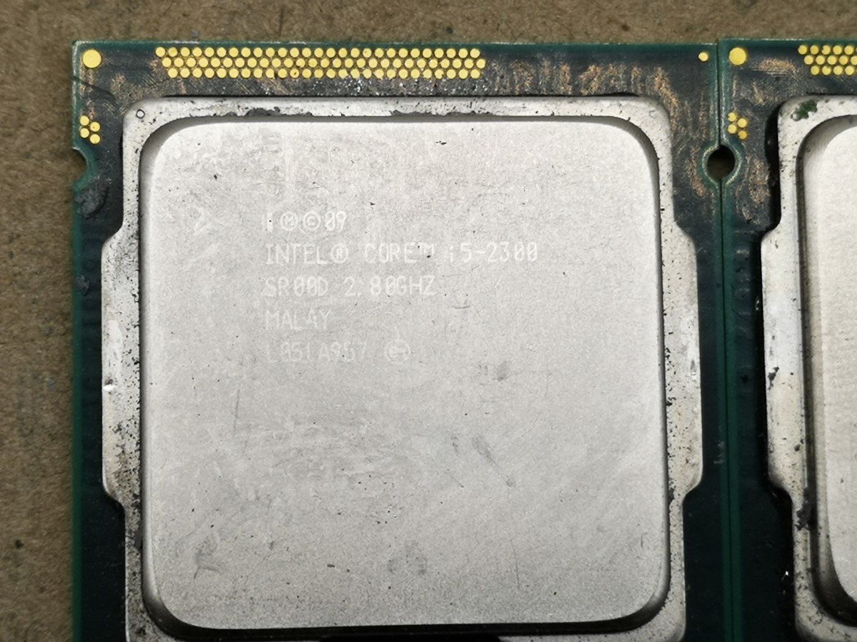 i5-2300 CPU 2個セット ジャンク扱い_画像2