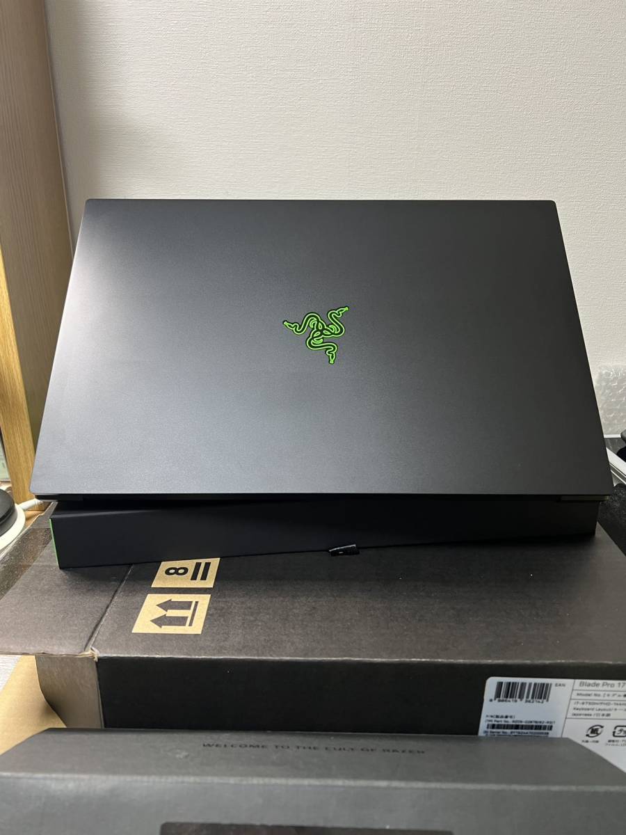 美品ゲーミング Razer Blade Pro 17 17.3インチ/ i7 9750H/ 16GB/ SSD