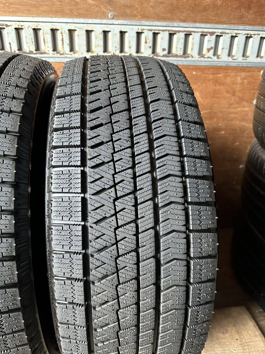 225/55R17 バリ山 ブリヂストン BLIZZAK VRX2 2022年製 4本セット