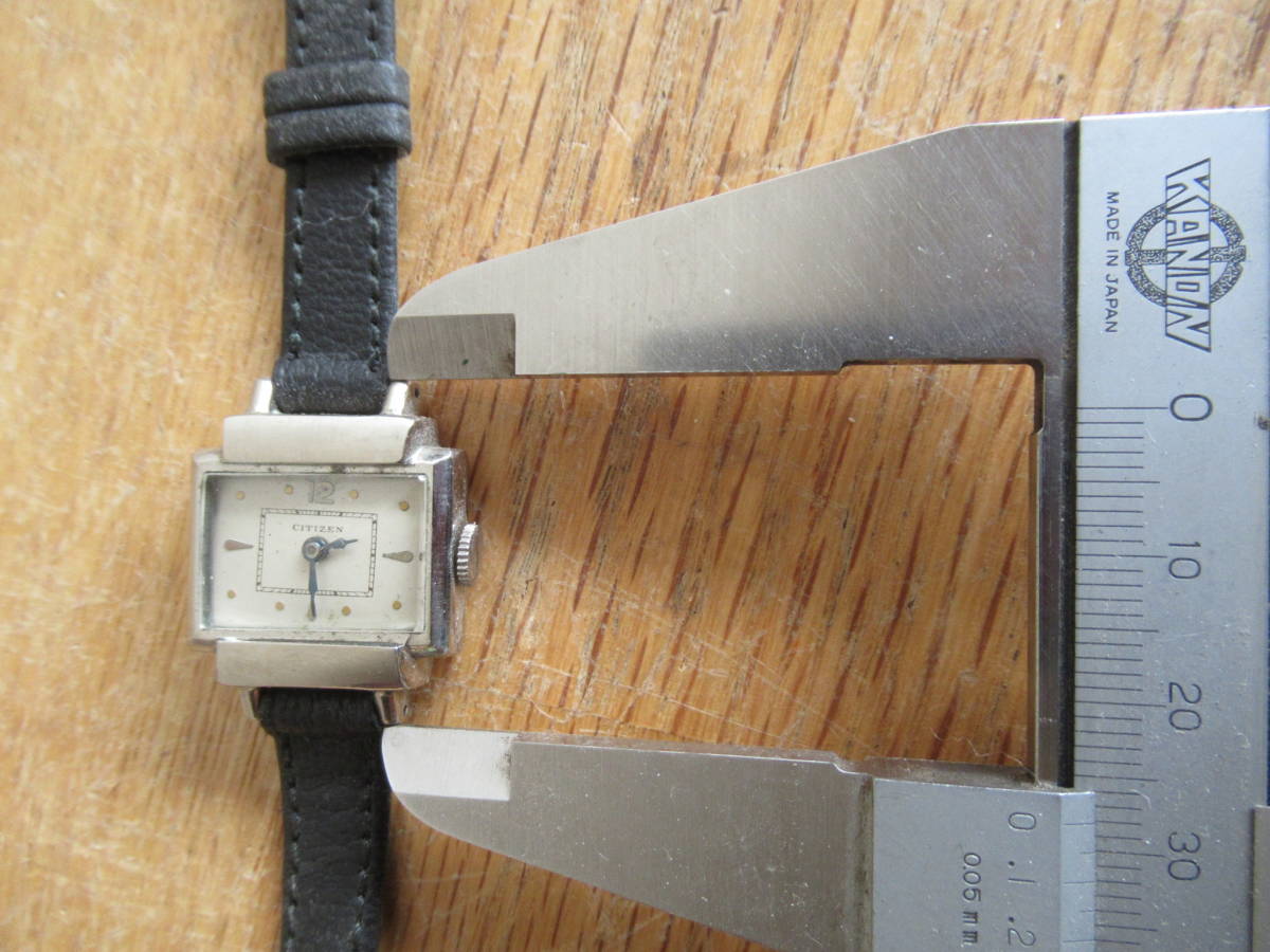 シチズン　昭和前期　手巻き式女性用腕時計　サンプラチナケース　昭和国産機械式　トップハット型_画像3