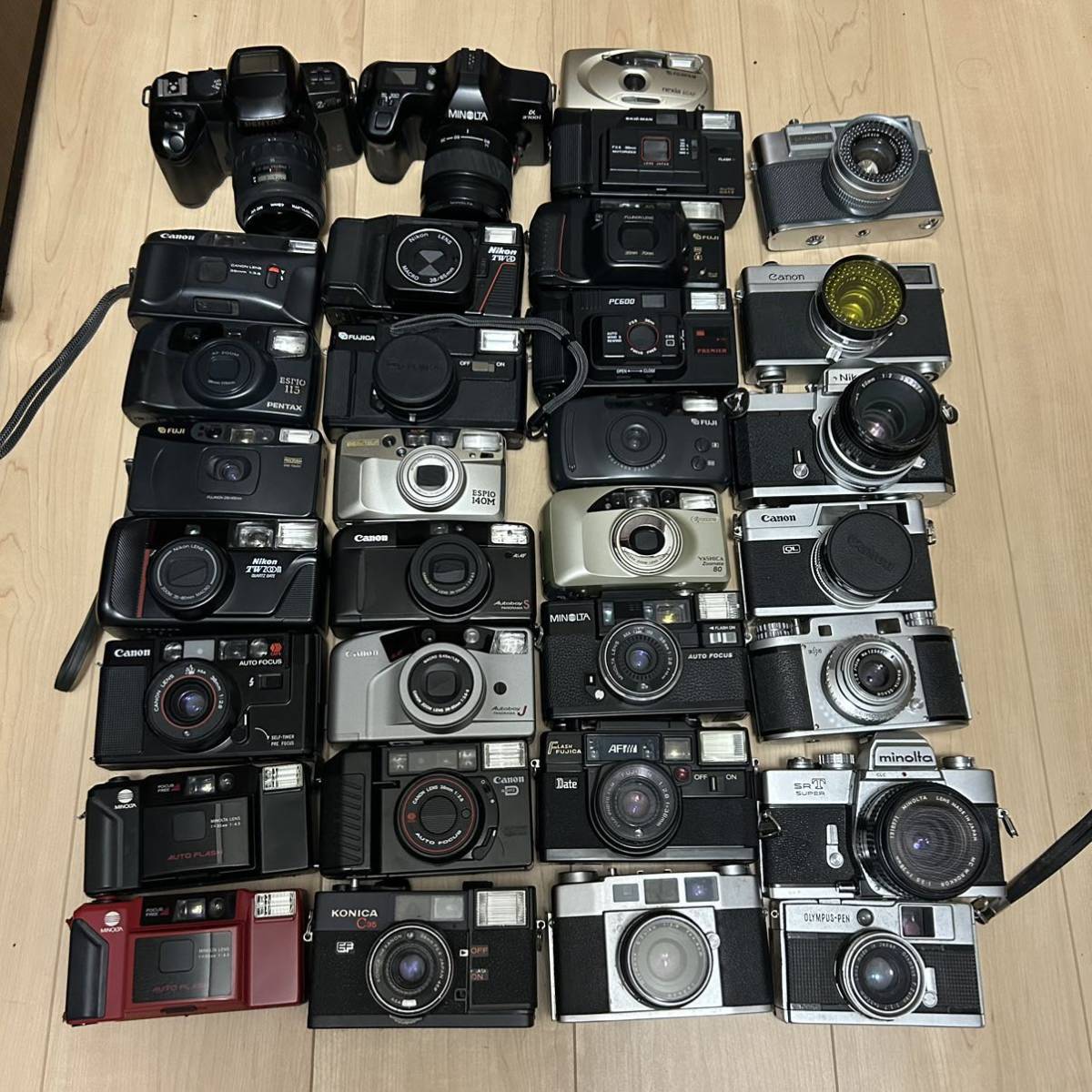 大量32台　フィルムカメラ　まとめ売り　ジャンク　Konica c35 CanonAutoboy PENTAX ESPIO OLYMPUS PEN MINOLTA ヤシカ　Canonet Nikon_画像1