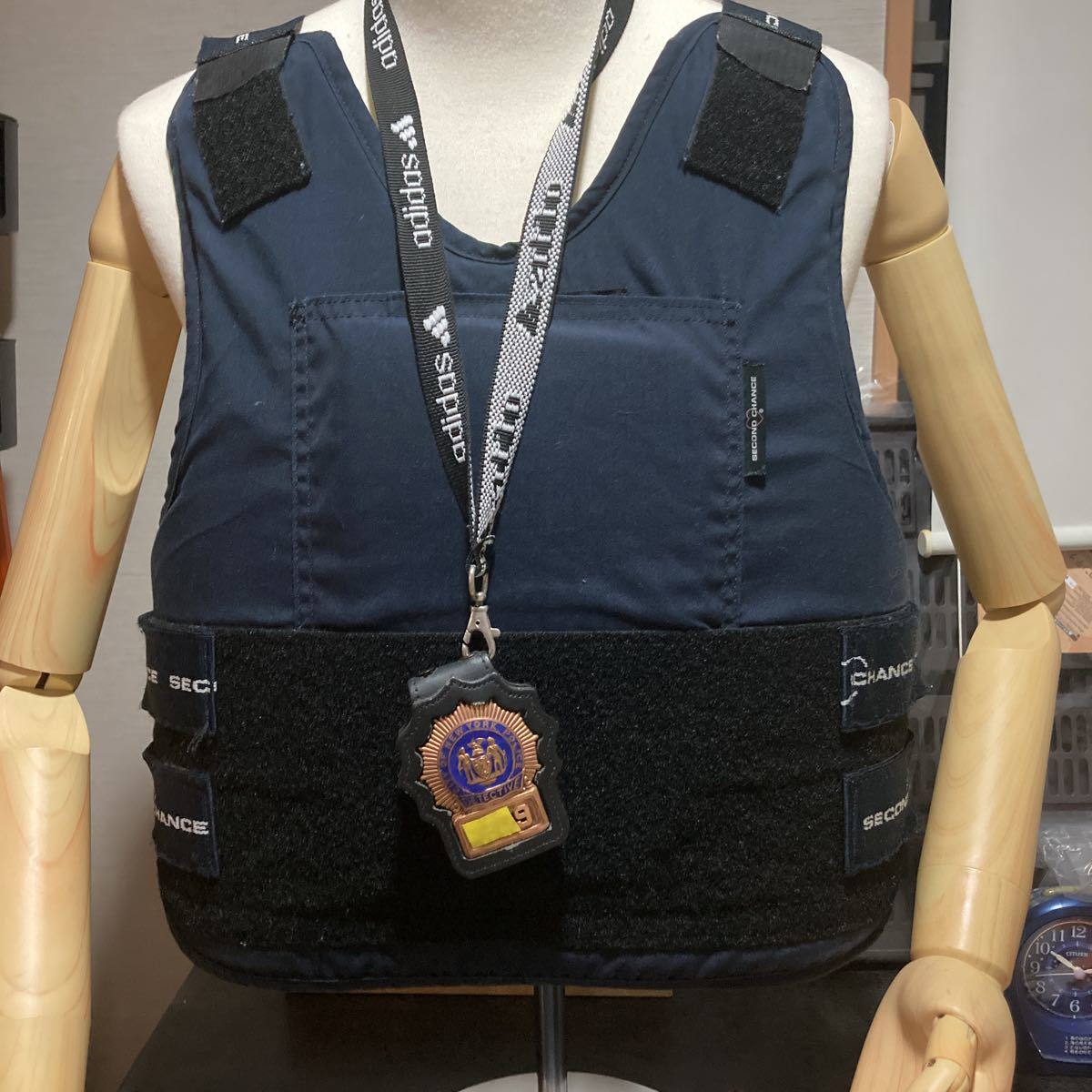 割引クーポン NYPD ニューヨーク市警察 実物セカンドバッジ&ボディー