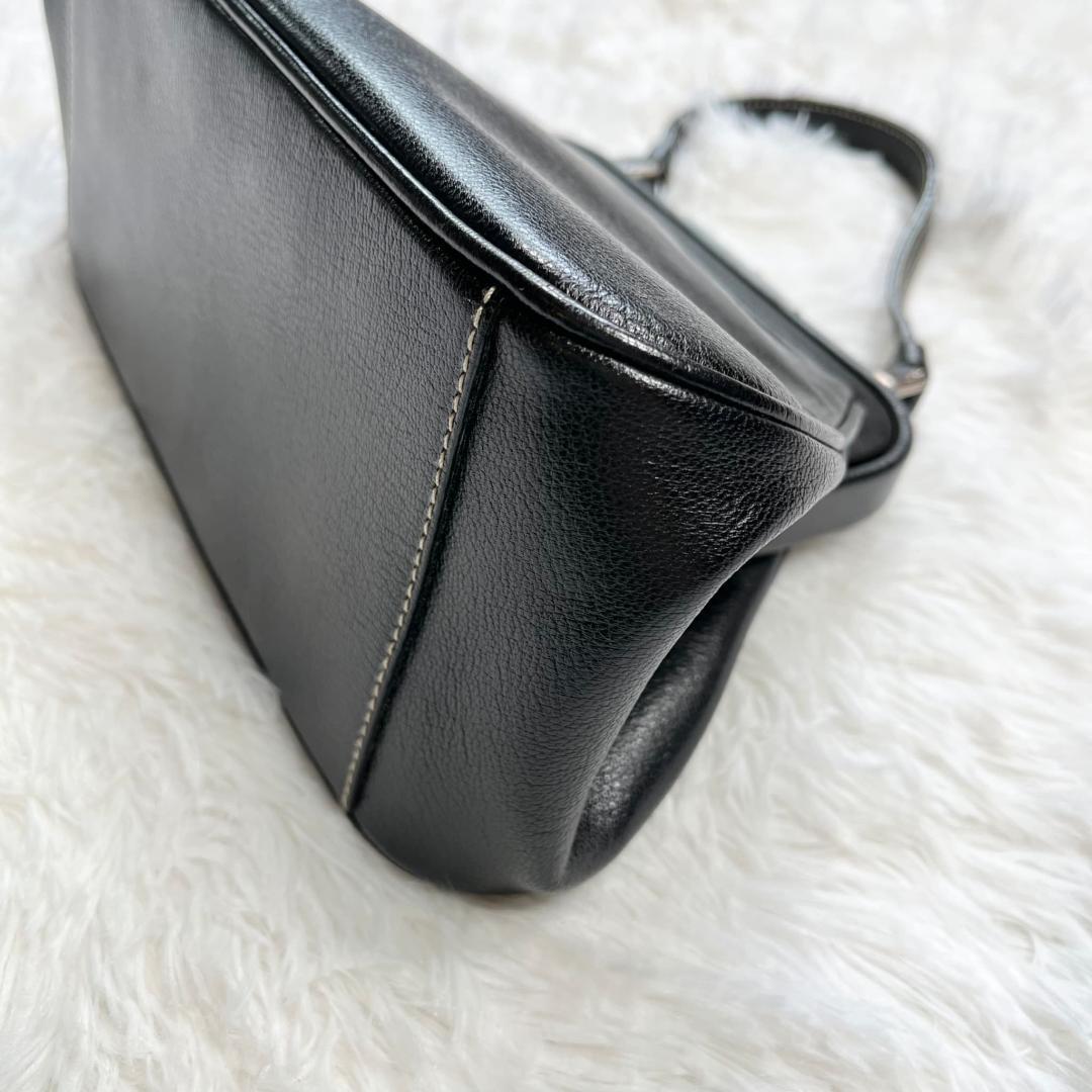 極美品 PRADA プラダ がま口 ALLレザー ブラック 鍵付 ギャラ付