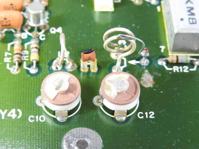 【HPマイクロ波】 Anritsu Frequency Synthesizer取外し 部品取り基板(その7) LOCAL MIX基板/R&KM8,MC4044P,NEC2SC1010,1044他 ジャンク品の画像9