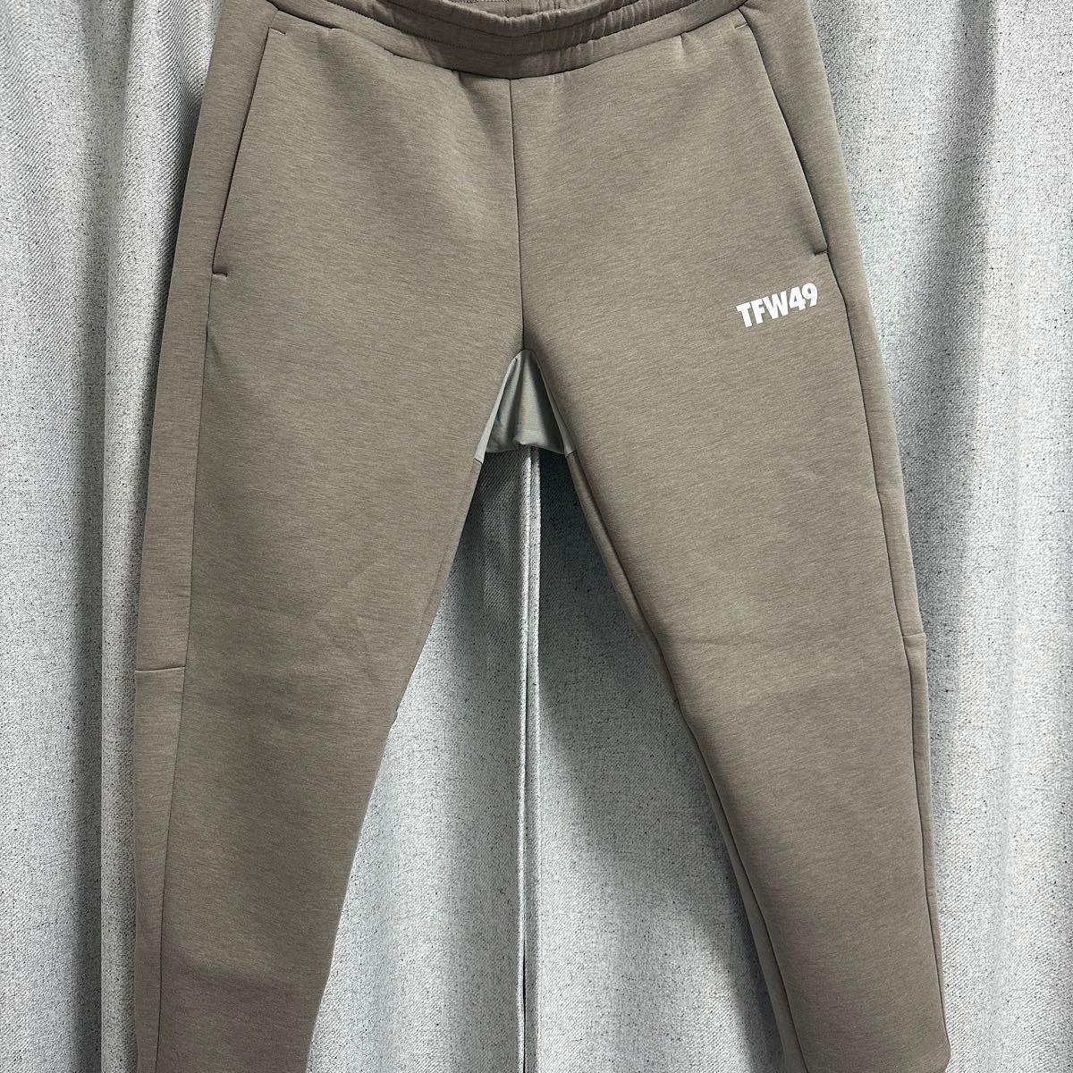 TFW49 ダンボールスウェット 下 ベージュ L | alfasaac.com
