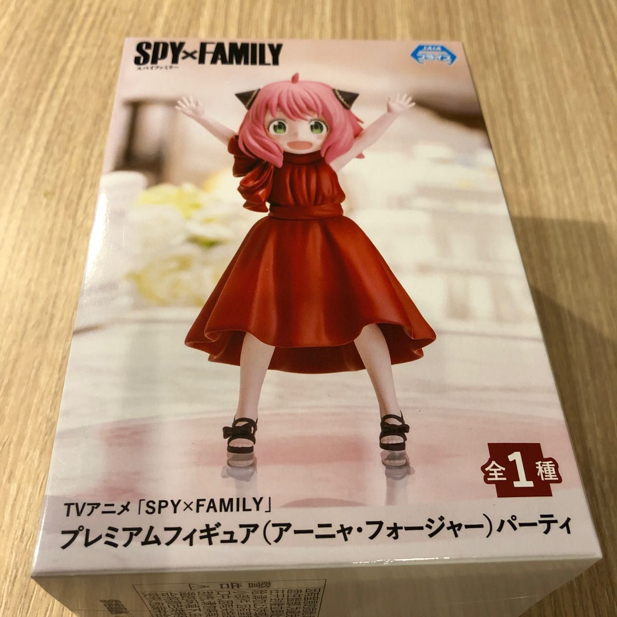 ハンドメイド麻雀卓 フィギュア4体付き イタチ ミリム マルコ アーニャ