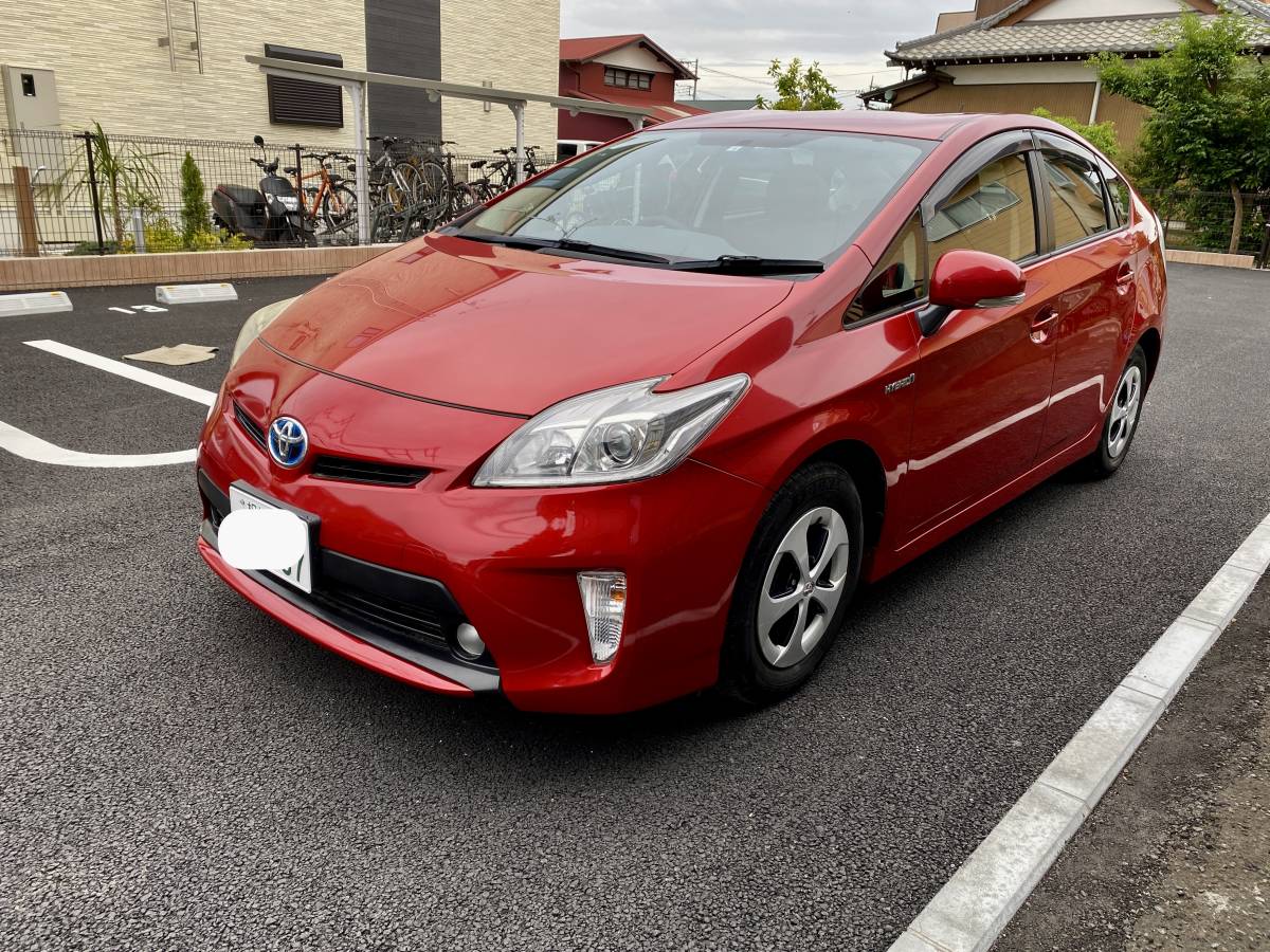 H26年プリウス、実走行19700km、車検7年5月、地デジフルセグ