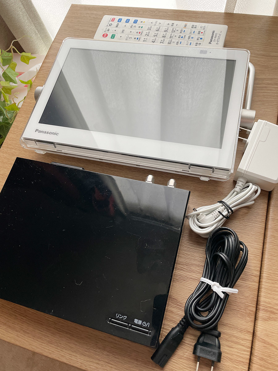Panasonic パナソニック プライベート・ビエラ ポータブルテレビ Panasonic パナソニック プライベート・ビエラ ポータブルテレビ