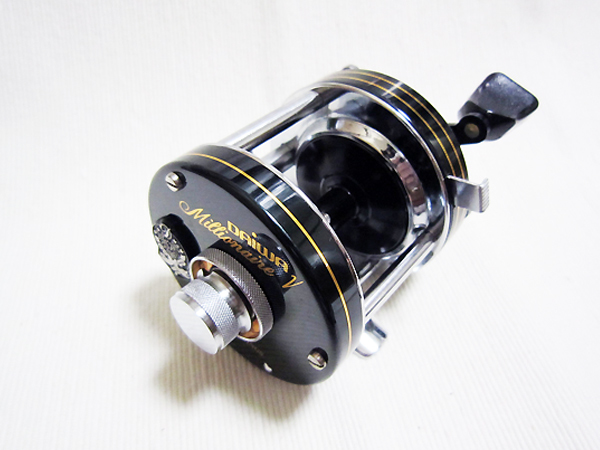 販売卸値 ☆DAIWA MILLIONAIRE ダイワ ミリオネア V 紙箱ケース入り