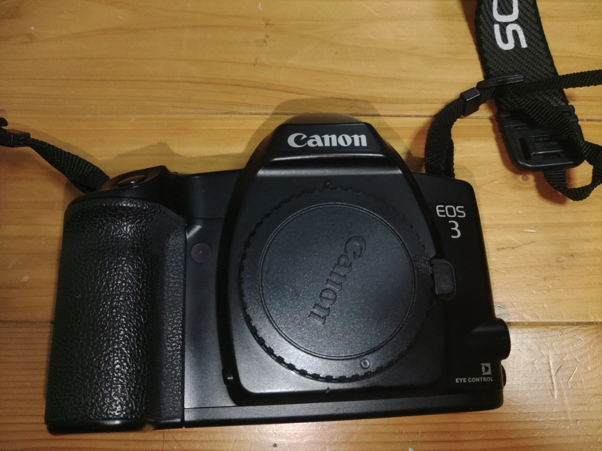 キャノン　Canon　EOS 3 イオス3 　ストラップ付きのサムネイル