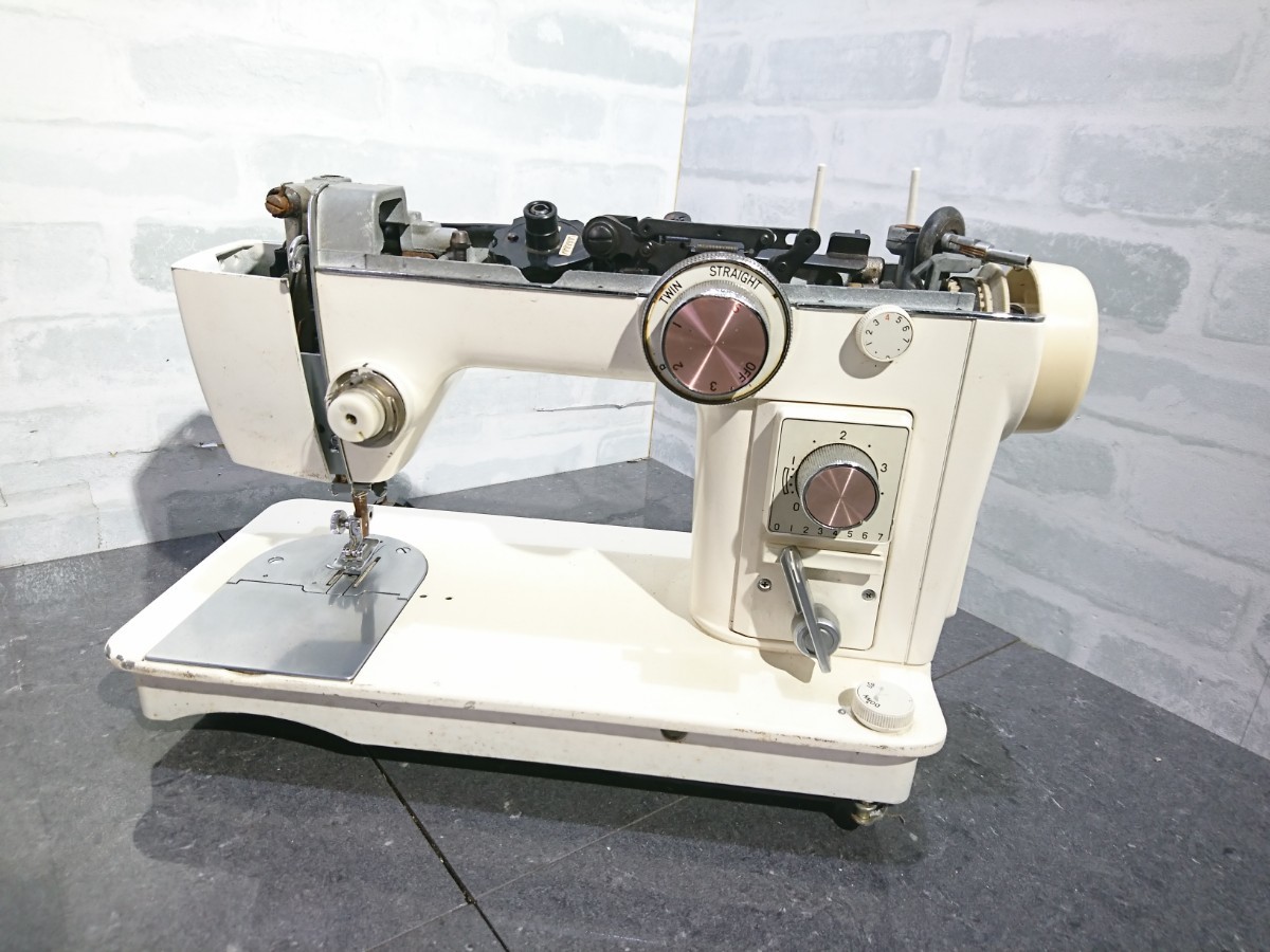 ジャンク品】管P90 JANOME ジャノメミシン MODEL 802 電源コード