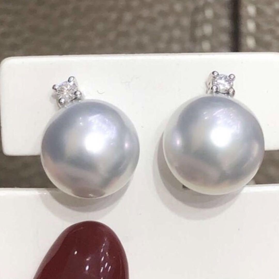 K18WG white gold White Butterfly pearl white pearl earrings stud earrings 18 gold 18k