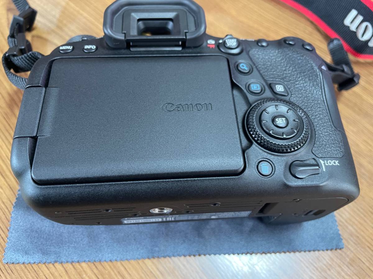 ヤフオク! - 美品 キヤノン Canon EOS 6D Mark II 