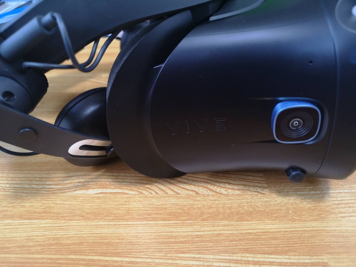 非常に良い HTC VIVE Cosmos Elite HMD (ヘッドマウントディスプレイ
